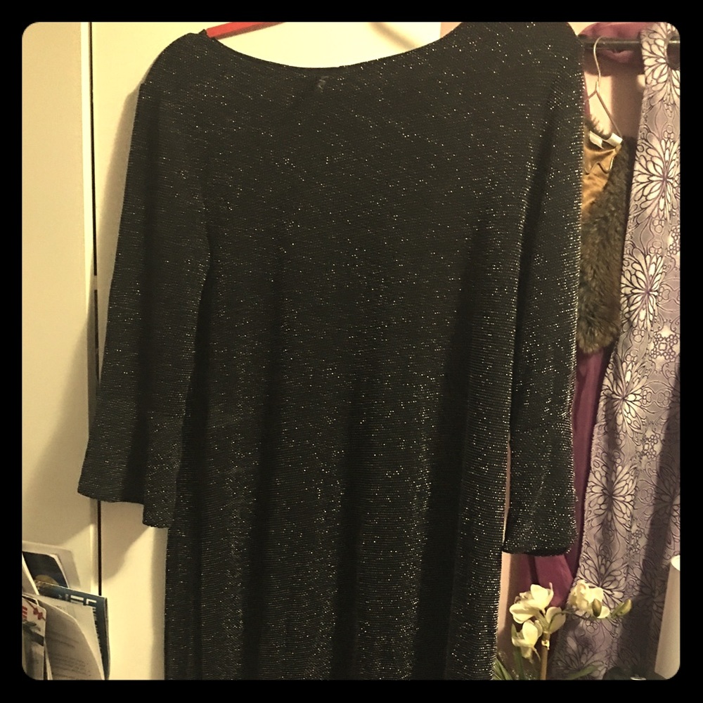 Nice for a women’s night out glittery dress